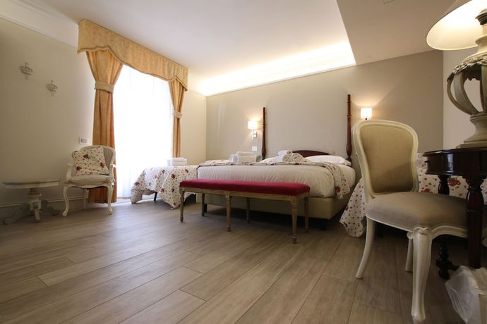 Imagen de la habitación del Hotel Villa Margherita, Livorno. Foto 11