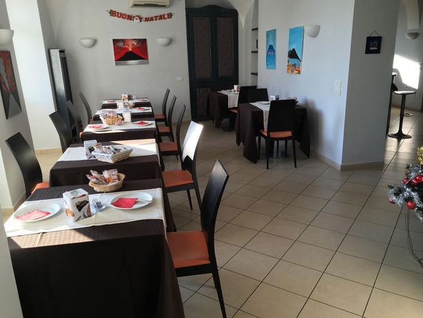 Imagen general del Hotel Villa Margherita, Nápoles. Foto 7