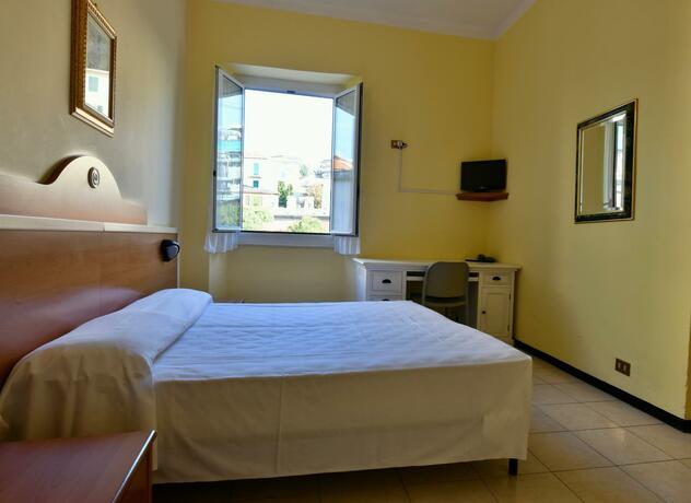 Imagen general del Hotel Villa Maria, Cantalupo. Foto 16