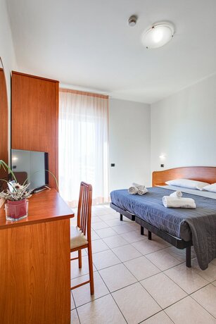 Imagen general del Hotel Villa Maria, Cesenatico. Foto 7