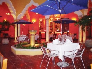 Imagen general del Hotel Villa Maria Hotel & Restaurant. Foto 2