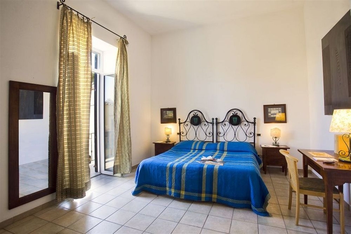 Imagen de la habitación del Hotel Villa Maria, Ischia. Foto 5