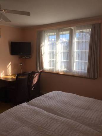 Imagen de la habitación del Hotel Villa Maria, Lucerna. Foto 4