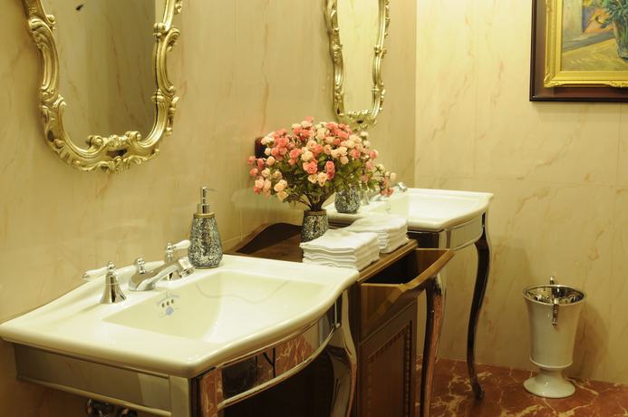 Imagen de la habitación del Hotel Villa Maria, N&aacute;poles. Foto 7