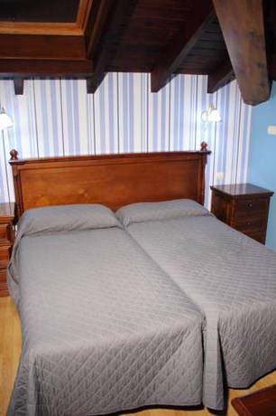 Imagen de la habitación del Hotel Villa Maria, REVILLA DE CAMARGO. Foto 4