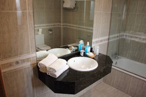 Imagen de la habitación del Hotel Villa Maria, REVILLA DE CAMARGO. Foto 14