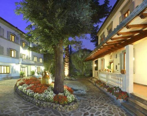 Imagen general del Hotel Villa Maria, Vico. Foto 4