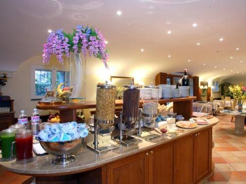 Imagen general del Hotel Villa Maria, Vico. Foto 13