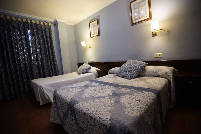 Imagen de la habitación del Hotel Villa Mar&iacute;a, La Rinconada. Foto 2