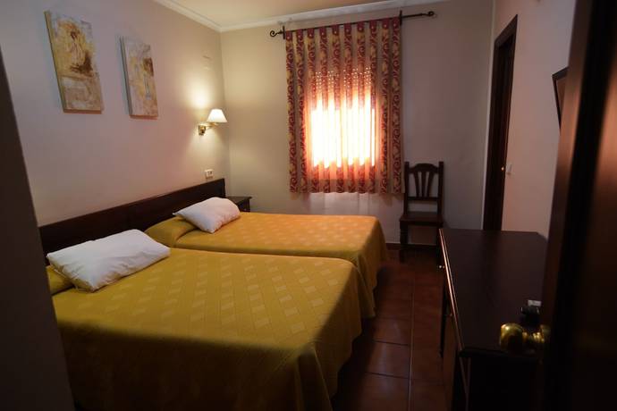 Imagen de la habitación del Hotel Villa Mar&iacute;a, La Rinconada. Foto 7