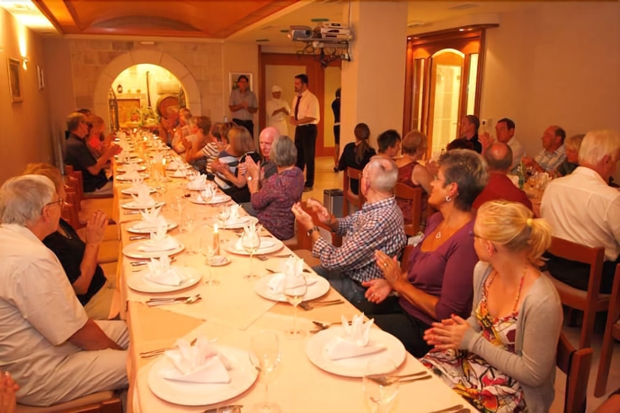 Imagen del bar/restaurante del Hotel Villa Marija. Foto 4