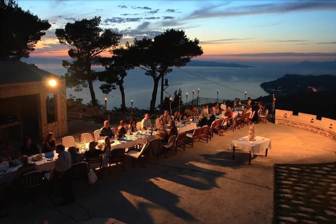 Imagen del bar/restaurante del Hotel Villa Marija, Tucepi. Foto 9