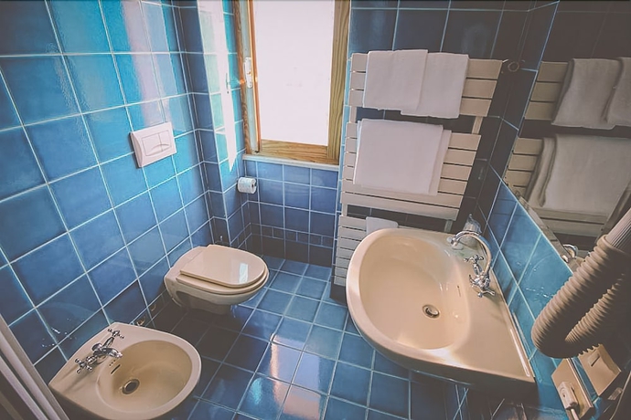 Imagen de la habitación del Hotel Villa Marina, La Maddalena. Foto 15