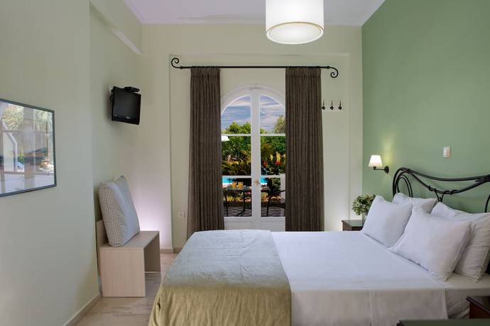 Imagen de la habitación del Hotel Villa Marina, L&eacute;ucade. Foto 2