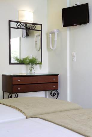Imagen de la habitación del Hotel Villa Marina, L&eacute;ucade. Foto 3