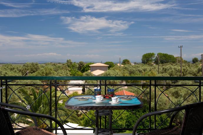 Imagen de la habitación del Hotel Villa Marina, L&eacute;ucade. Foto 8