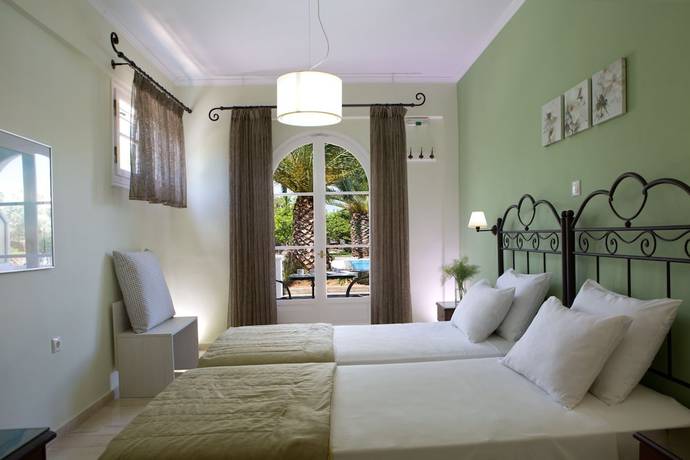 Imagen de la habitación del Hotel Villa Marina, L&eacute;ucade. Foto 14