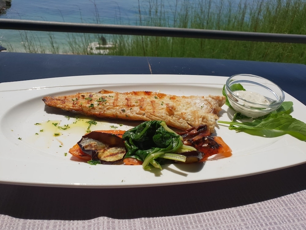 Imagen del bar/restaurante del Hotel Villa Mario. Foto 4