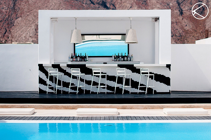 Imagen de la piscina del Hotel Villa Markezinis. Foto 12