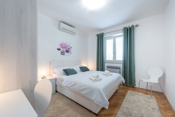 Imagen de la habitación del Hotel Villa Markoc. Foto 3