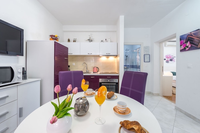 Imagen de la habitación del Hotel Villa Markoc. Foto 18