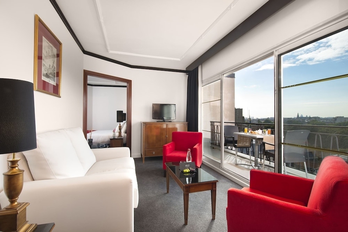 Imagen de la habitación del Hotel Villa Marquis Meliá Collection. Foto 8