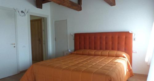 Imagen de la habitación del Hotel Villa Martin. Foto 18
