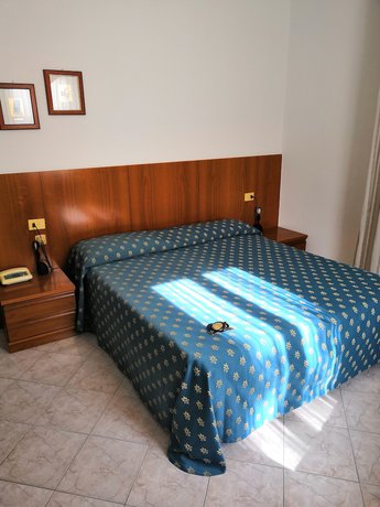 Imagen de la habitación del Hotel Villa Mary, Loano. Foto 9