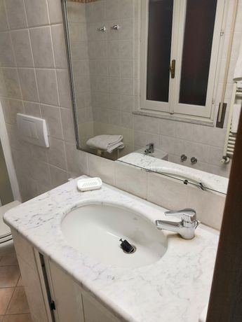 Imagen de la habitación del Hotel Villa Mary, Loano. Foto 12