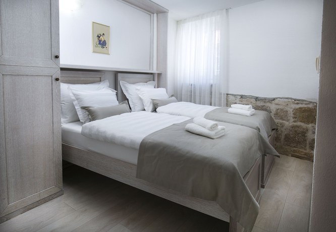 Imagen de la habitación del Hotel Villa Matejuska Heritage. Foto 7