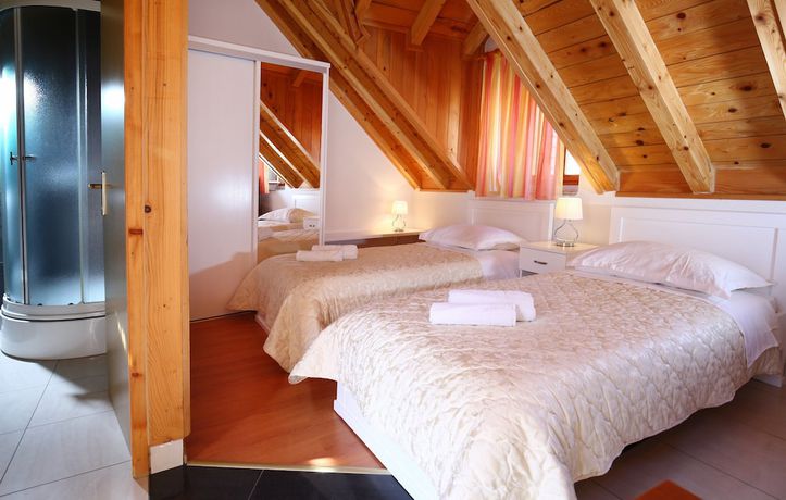 Imagen de la habitación del Hotel Villa Matejuska Heritage. Foto 10