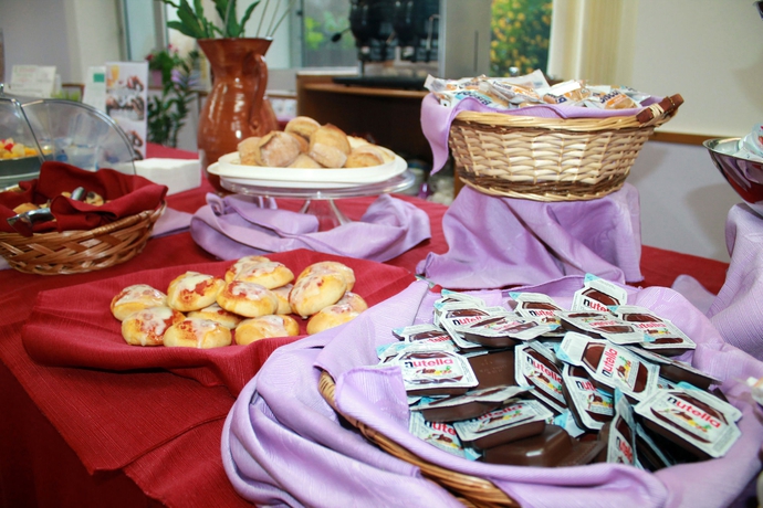 Imagen del bar/restaurante del Hotel Villa Mater. Foto 3