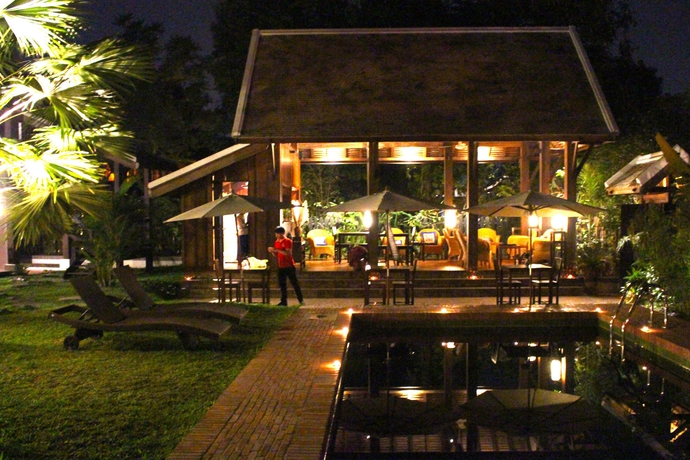 Imagen de la piscina del Hotel Villa Maydou. Foto 16