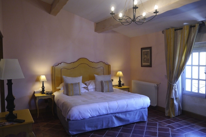 Imagen de la habitación del Hotel Villa Mazarin Aigues Mortes. Foto 10