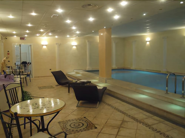 Imagen de la piscina del Hotel Villa Medici, Lanciano. Foto 14