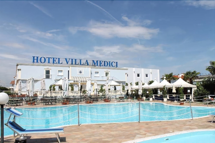 Imagen de la piscina del Hotel Villa Medici, Lanciano. Foto 17