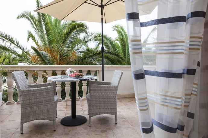 Imagen de los exteriores del Hotel Villa Mediterranea, Općina Bol. Foto 15