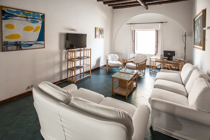 Imagen de los interiores del Hotel Villa Meligunis. Foto 13