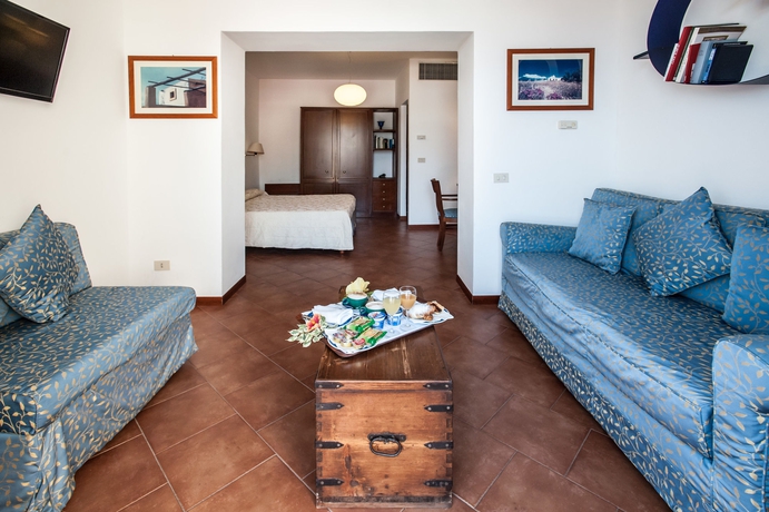 Imagen de los interiores del Hotel Villa Meligunis. Foto 16