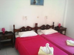 Imagen de la habitación del Hotel Villa Melina. Foto 4