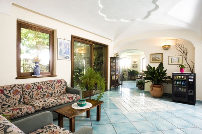 Imagen de los interiores del Hotel Villa Melodie. Foto 10