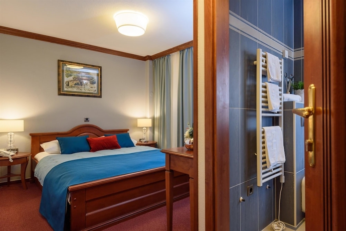 Imagen de la habitación del Hotel Villa Meri. Foto 8