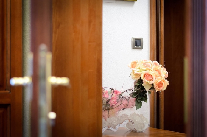 Imagen de la habitación del Hotel Villa Meri. Foto 10