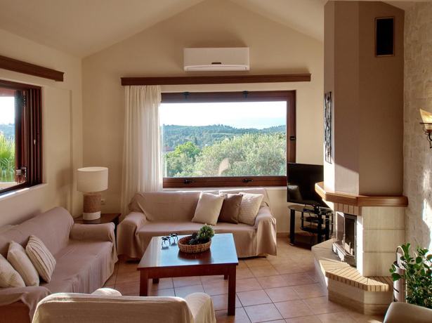 Imagen de la habitación del Hotel Villa Metapothia in Gavalohori. Foto 8