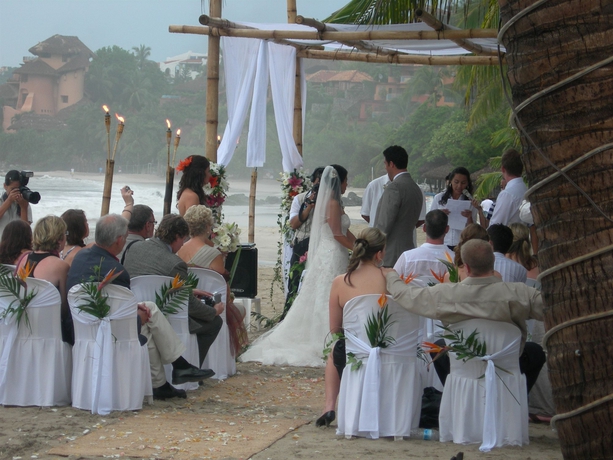 Imagen de los exteriores del Hotel Villa Mexicana, Zihuatanejo. Foto 5