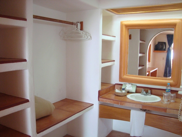 Imagen de la habitación del Hotel Villa Mexicana, Zihuatanejo. Foto 2