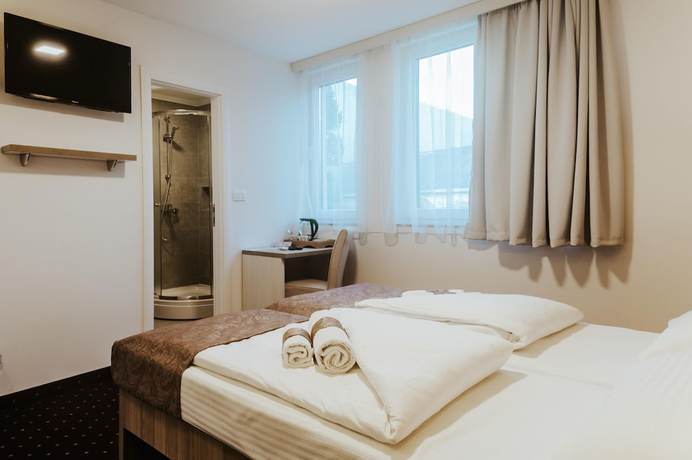 Imagen de la habitación del Hotel Villa Meydan. Foto 13