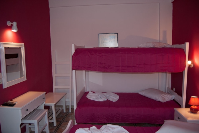 Imagen de la habitación del Hotel Villa Michalis. Foto 4