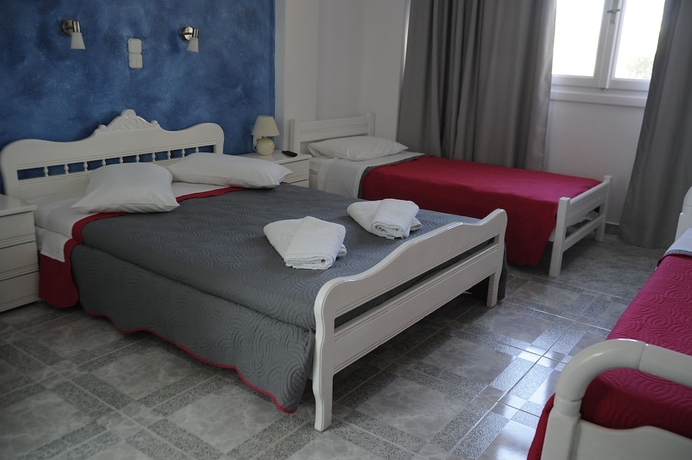 Imagen de la habitación del Hotel Villa Michalis. Foto 17