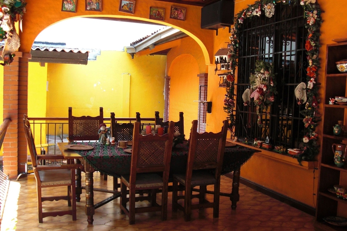 Imagen de los interiores del Hotel Villa Michelle. Foto 3